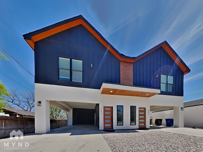 Building Photo - 247 Princeton Ave