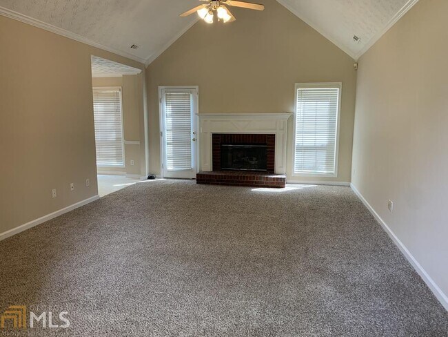 Building Photo - 813 Cambridge Creek Dr SW
