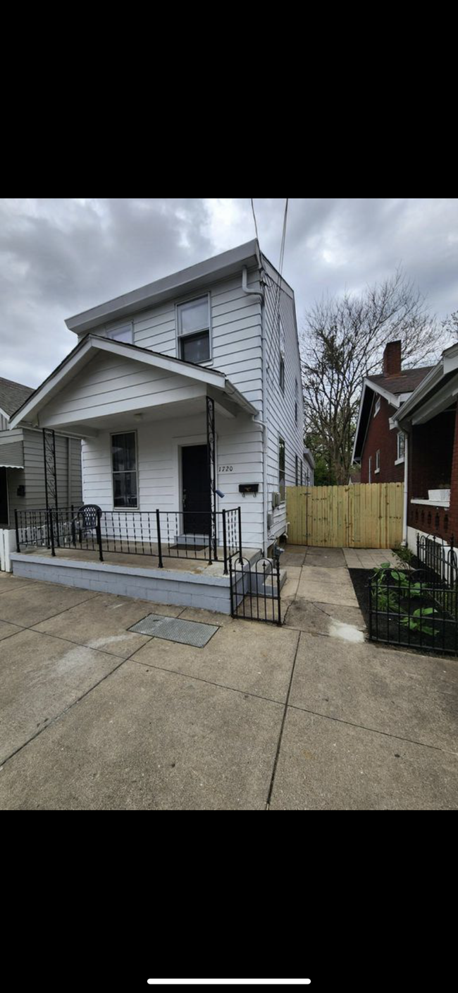 Building Photo - 1720 Garrard St