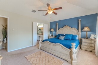 Building Photo - 13417 Bunker Hill Dr Building Photo - 13417 Bunker Hill Dr