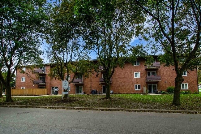 Building Photo - Cartier Road Apartments