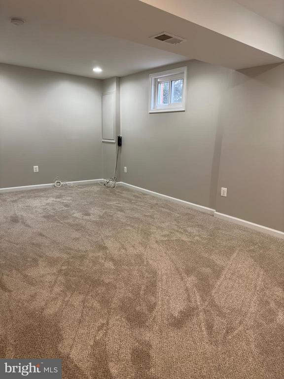 Foto del edificio - 7715 Heritage Dr