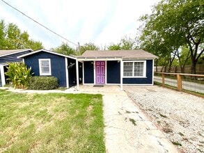 Building Photo - 514 N Olive St