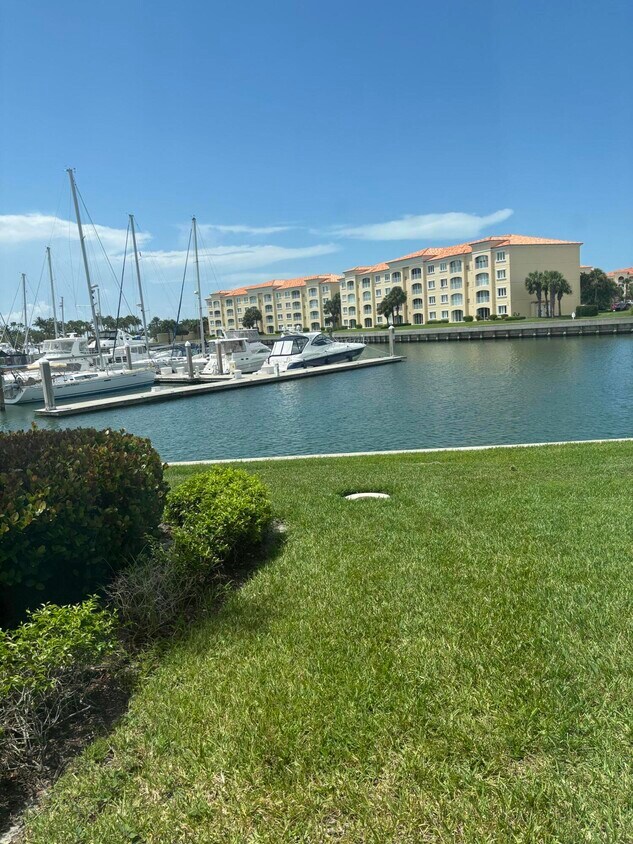 Foto principal - 16 Harbour Isle Dr W
