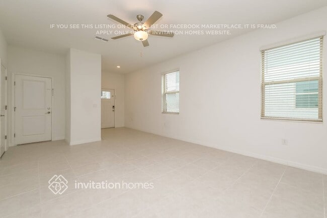 Building Photo - 8298 Crescent Oaks Dr