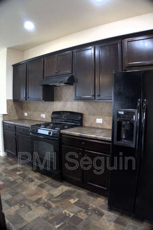 Foto del edificio - 111 Hoya Ln