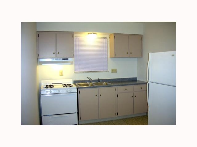  - 467 Alden Ave