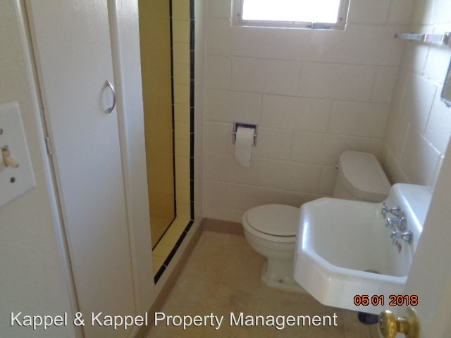 Foto del edificio - 822-822 D St