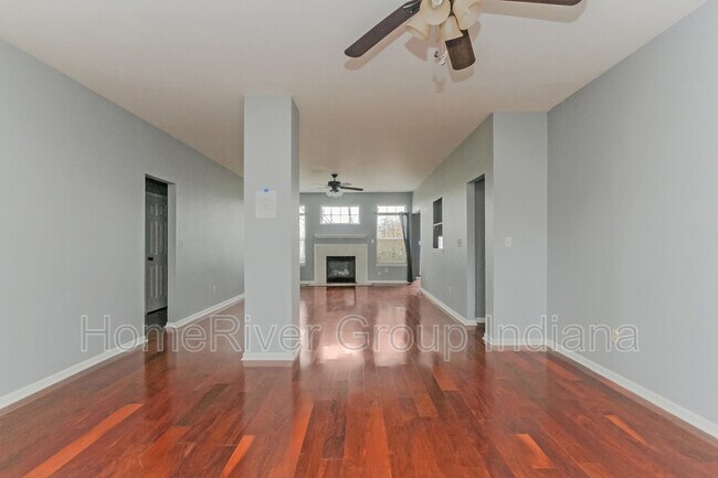 Building Photo - 709 W Harriman Ave