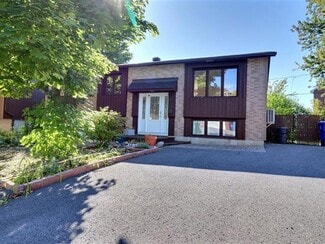 Building Photo - 75 Rue des Camelias