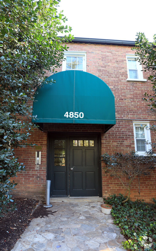 Building Photo - 4850 Macarthur Blvd NW