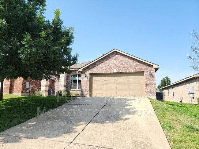 Foto del edificio - 18629 Blue Pond Dr