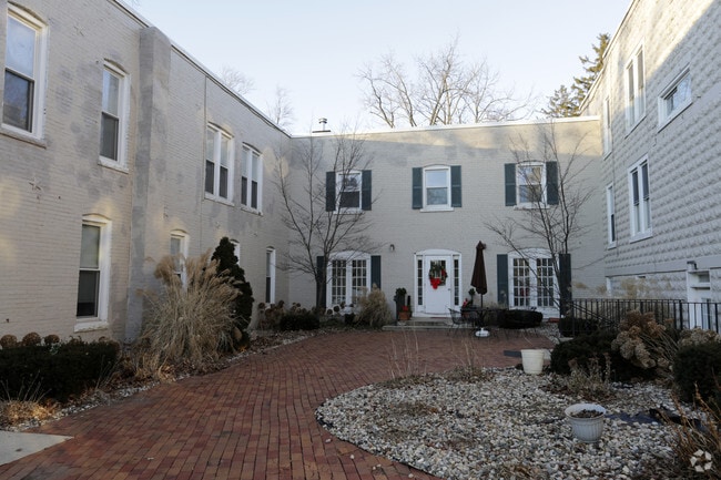 Building Photo - Monroe Apartments