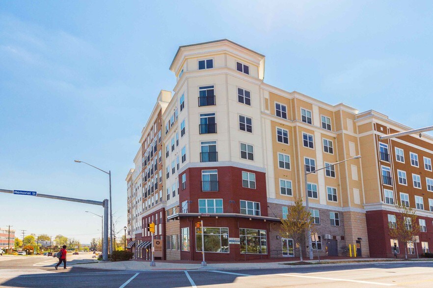 The Beacon of Groveton Rentals Alexandria, VA