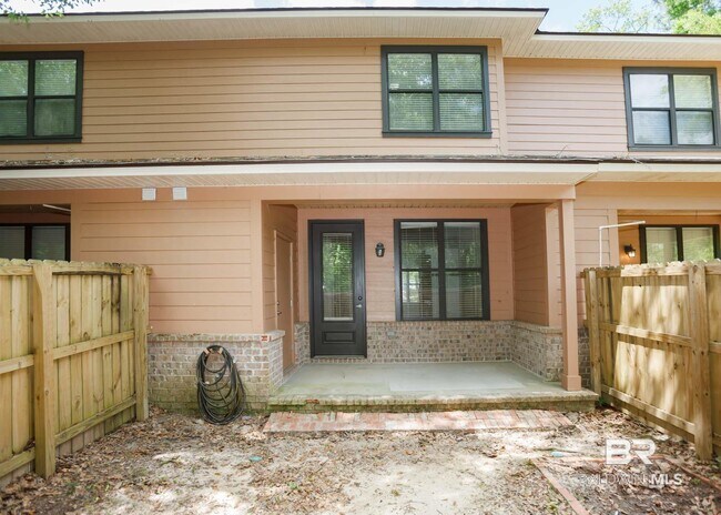 Foto del edificio - 109 Cody Ln