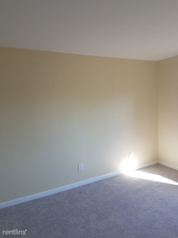 Building Photo - 2 br, 1 bath Condo - 8000 Le Havre Place