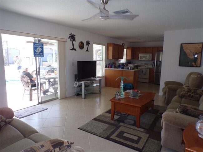 Foto del edificio - 27097 Omni Ln