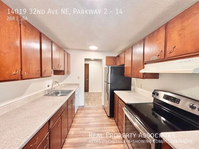 Building Photo - Parkway Apartments