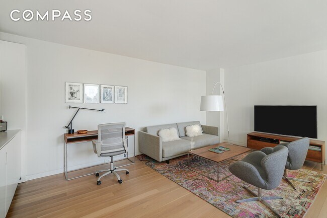 Building Photo - Stunning 1-Bedroom Condo with Contemporary Design and Luxury Upgrades