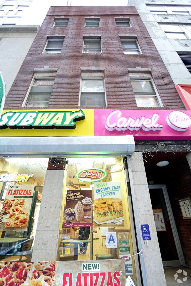 Foto del edificio - 112 John St