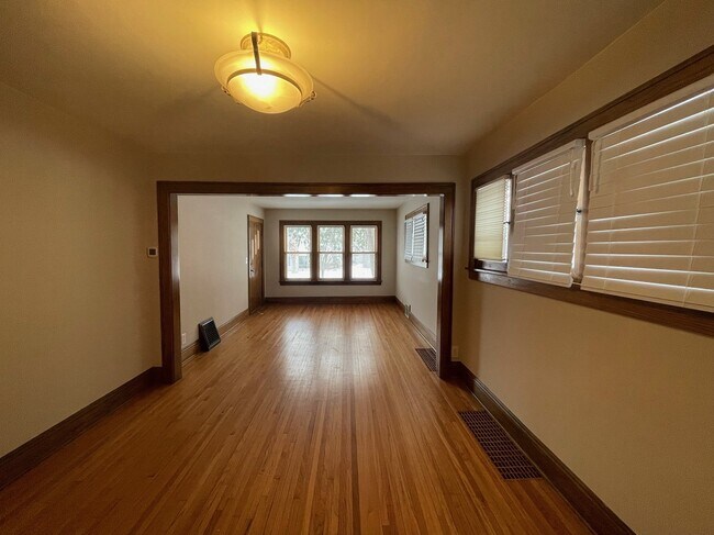 Foto del edificio - 2904 Salem Ave