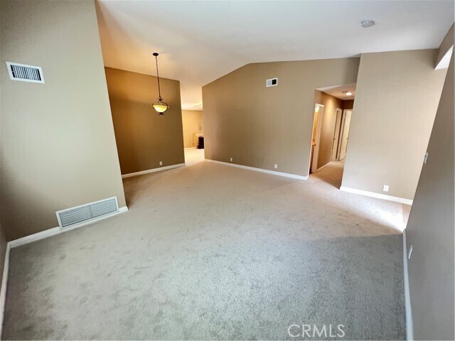 Foto del edificio - 21795 Winding Rd