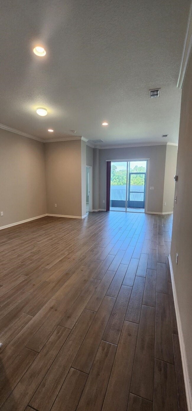 Foto del edificio - 226 Lost Lake Dr