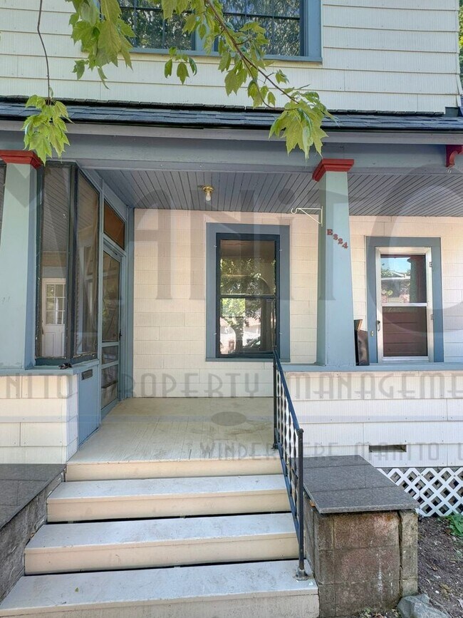 Foto del edificio - *COMING SOON* Vintage Craftsman In Prime L...