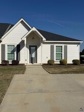 Building Photo - 100 Webster Wy