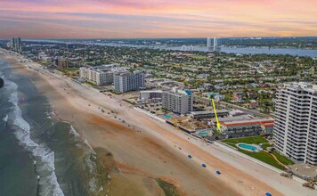 Building Photo - 1404 N Atlantic Ave