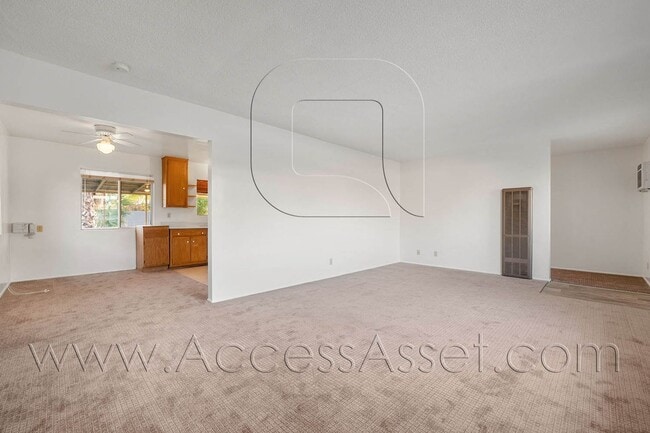 Building Photo - Gem Home In Canyon Lake With 2 Bed / 1 Bath!