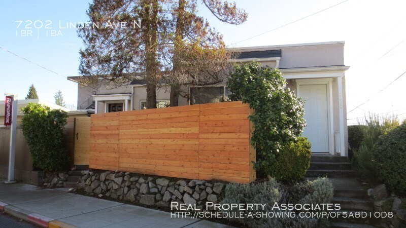 Primary Photo - Greenlake Apartment