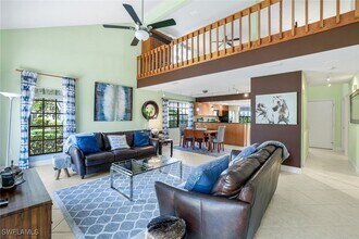 Building Photo - 823 Meadowland Dr