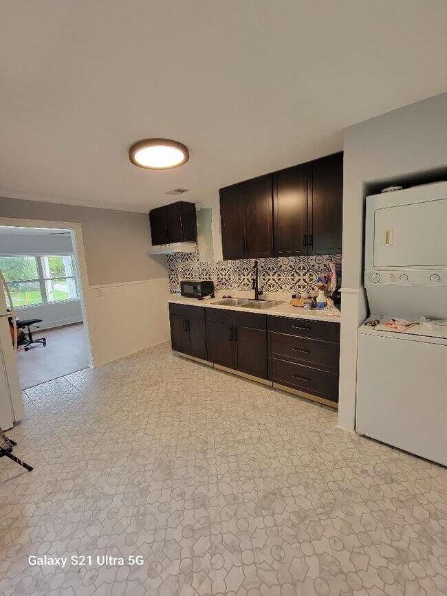 Photo - 16 N Primrose Dr Apartment