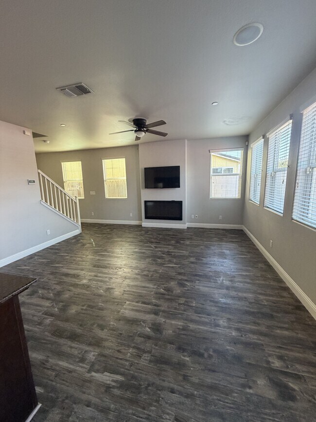 Foto del edificio - 3493 Elevations Way