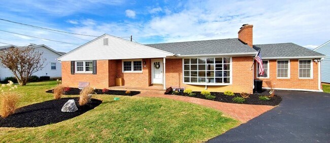 Foto del edificio - 3351 Kearneysville Pike