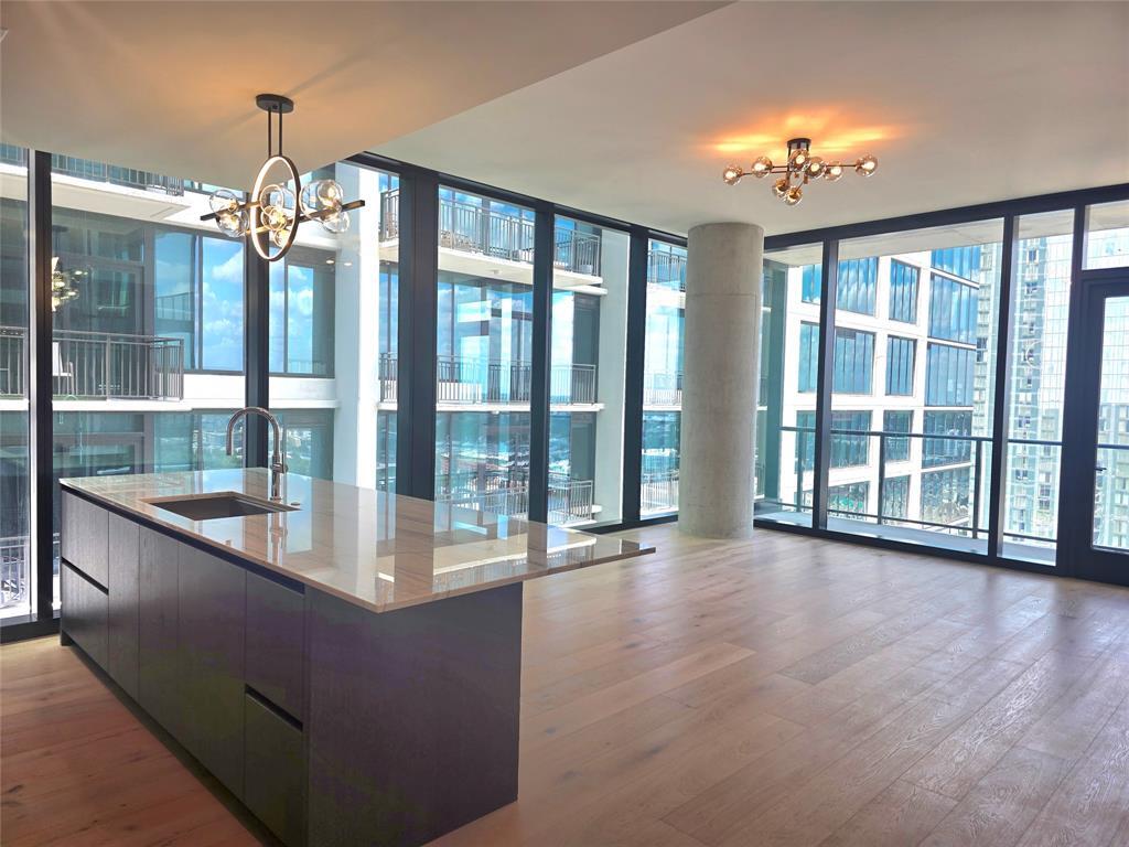 Foto principal - 610 Davis St