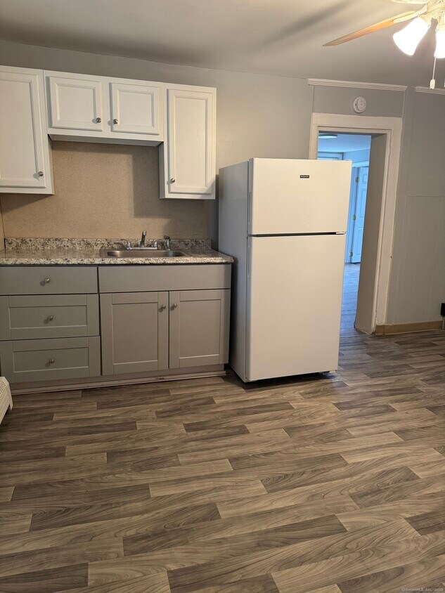 Foto principal - 225 Mill St