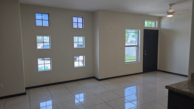 Foto del edificio - Rebeca Apartments