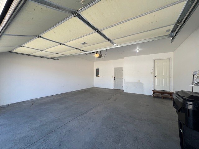 Foto del edificio - 961 Northridge Dr