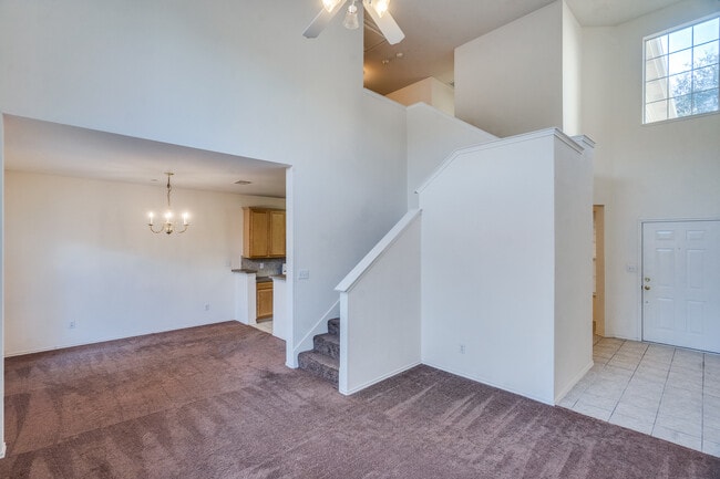 Building Photo - 7245 Rembrandt Dr