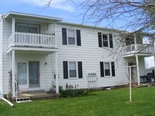 Building Photo - 201-205 N Cherry St