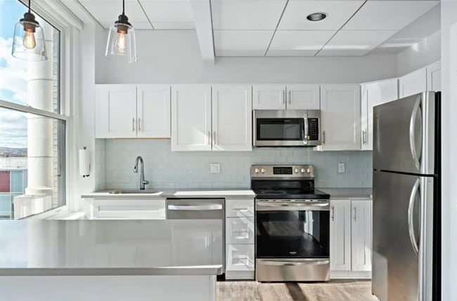 Foto del edificio - 108 W Jefferson St