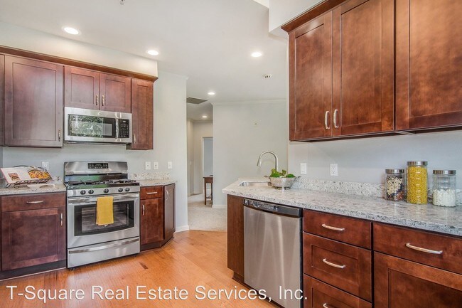 Building Photo - 2 br, 2 bath House - 615 6th St #405