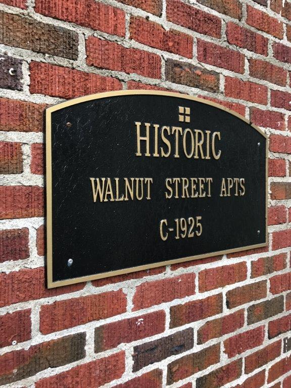 Building Photo - Walnut Apartments