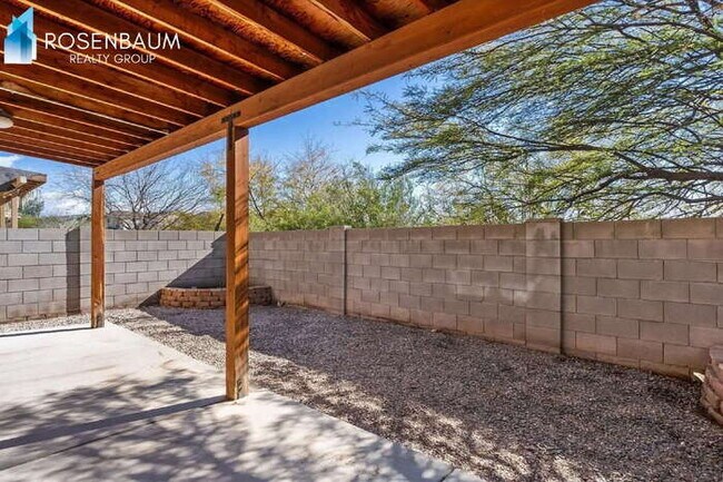Foto del edificio - Charming 3-beds, 2.5-baths two-story home nestled in the desirable Tierra Del Paraiso community!