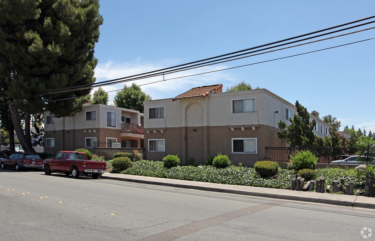 Lexington Gardens Apartments in El Cajon, CA