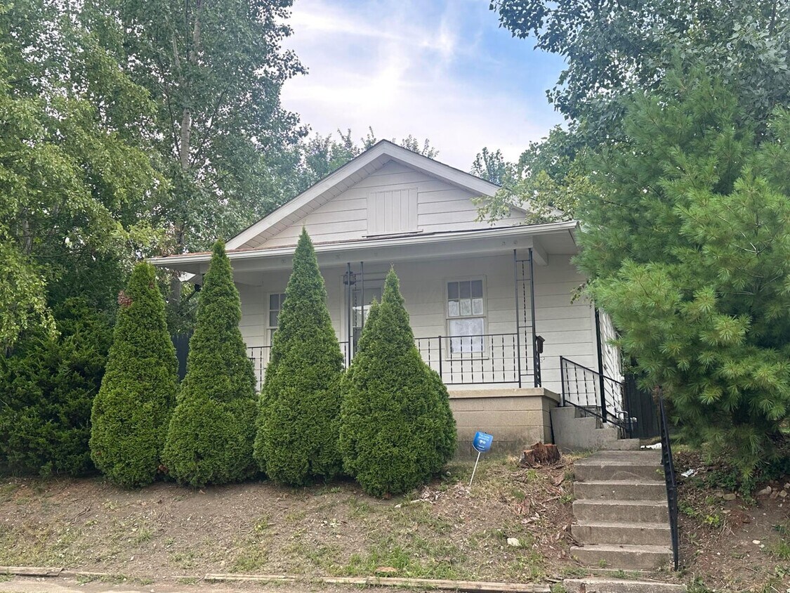 Foto principal - 378 S Wheatland Ave