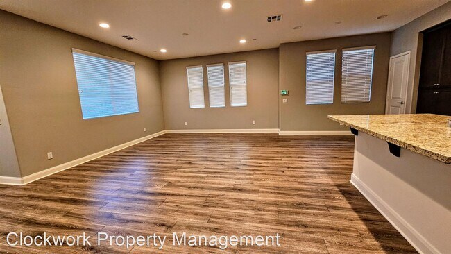 Foto del edificio - 3 br, 3.5 bath House - 12257 Cielo Dr