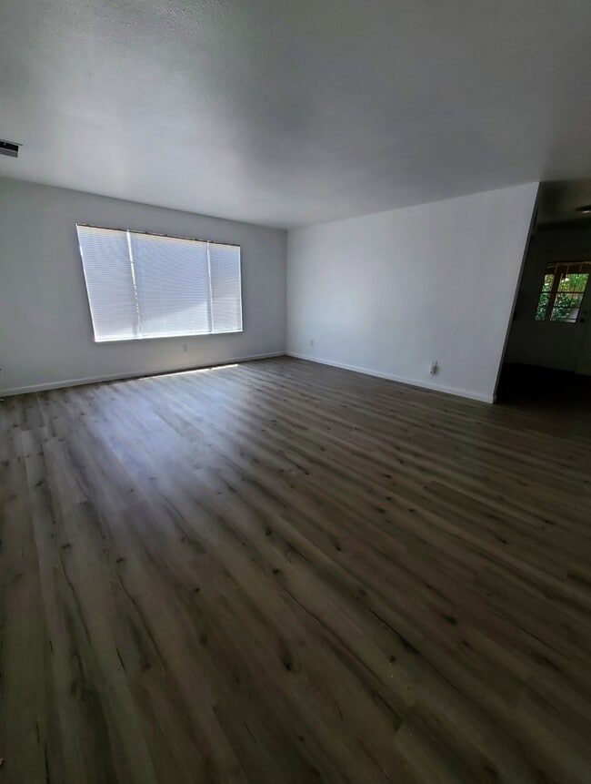 1601 Elizabeth Ct, Modesto, CA 95355 House Rental in Modesto, CA